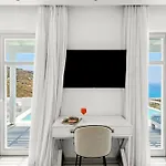 Epic Blue Mykonos Hotell 5*