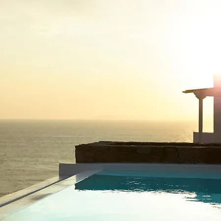 Epic Blue Mykonos ホテル 5*